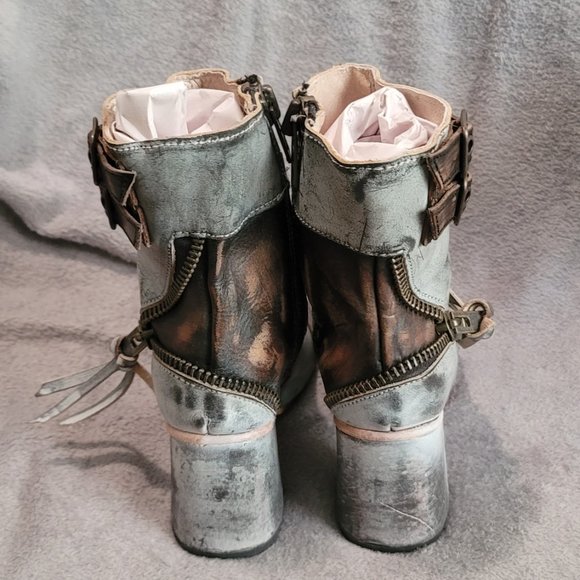 FREEBIRD by Steven Zombi Ice Bootie - Size 8 - LIMITED EDITION - Picture 4 of 8